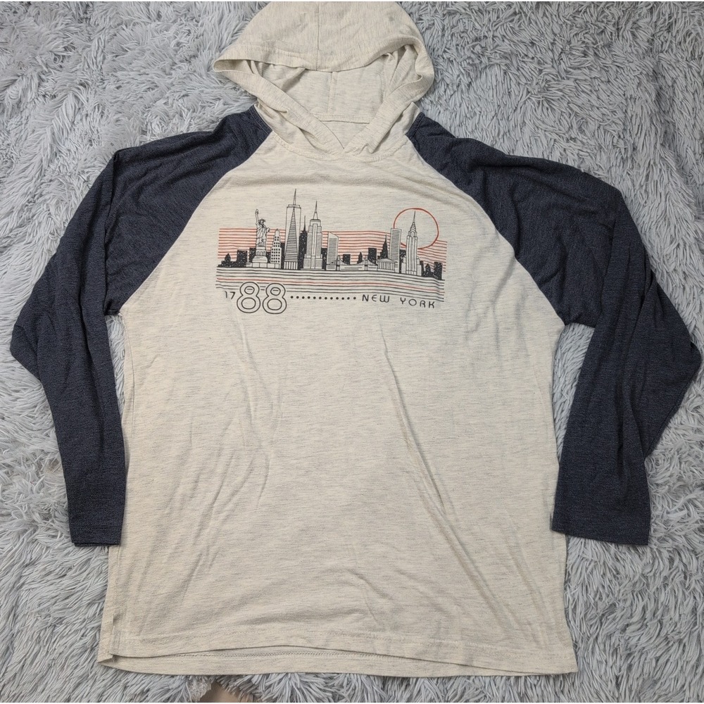1788 New York Sweatshirt Womens L Multicolor Graphic Hoodie Athletic Lightweight